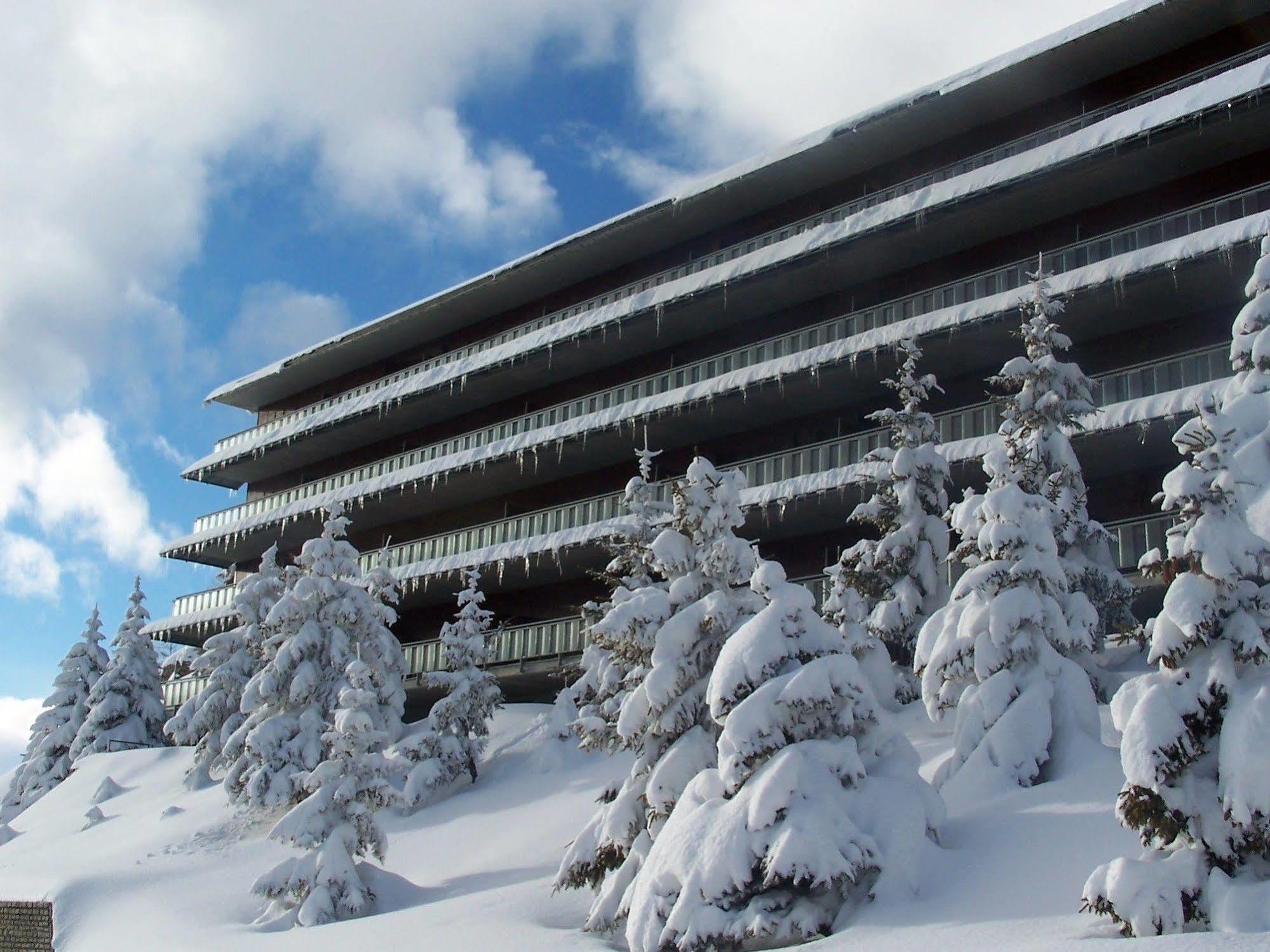 Palace 2 Residence Sestriere Exterior foto